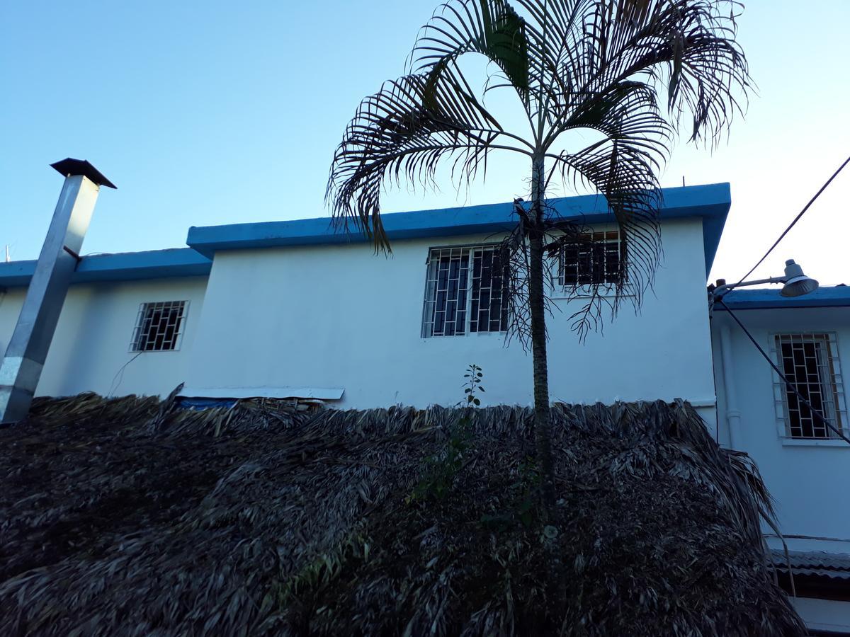 Hotel & Restaurante Espanol Luz De Luna Boca Chica Exterior photo